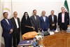 تقدیر بانک ملی ایران از نفر اول کنکور سراسری در رشته علوم انسانی