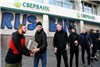 اختلال در فعالیت بزرگترین بانک روسیه در اوکراین + عکس !