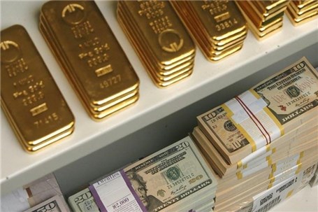 غلبه دلار بر طلا در بازارهای جهانی