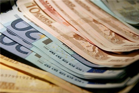 یورو همچنان قربانی تنش بین روسیه و اوکراین