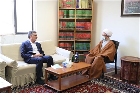 مدیر عامل بانک ملی ایران با آیات عظام و مراجع تقلید دیدار و گفت‌وگو کرد