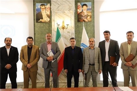 آیین تکریم و معارفه اعضای جدید هیات عامل برگزار شد