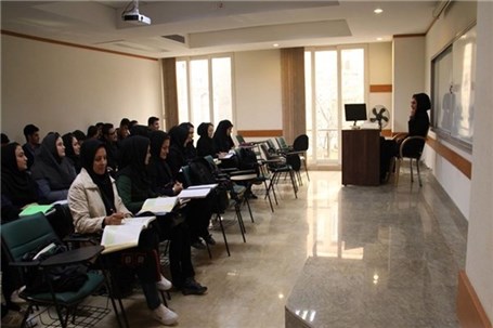 دستمزد اساتید حق التدریس کمتر از کارگر بدون تخصص