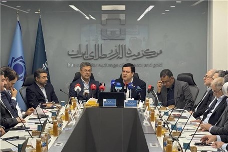 تامین مالی ۲ میلیارد یورویی طرح‌های تولیدی و صنعتی در سال ۱۴۰۴/ اوراق مرابحه ارزی فولاد مبارکه تا پایان اردیبهشت عرضه می‌شود