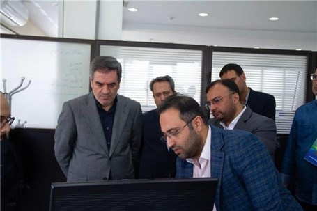 بازدید رئیس کل از شرکت‌های فناور بیمه مرکزی
