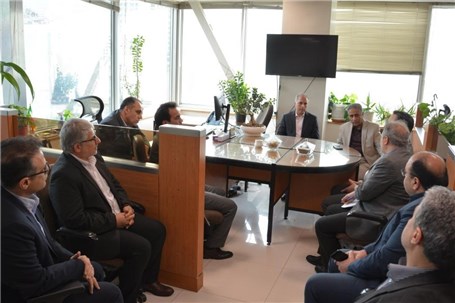 یک برنامه موفق با اهداف بلند مدت و روش های عملی و نوآورانه منطبق است