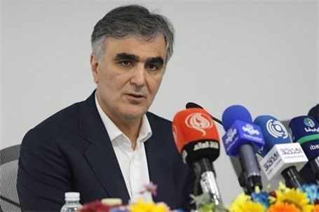 قصدی برای تغییر نرخهای رسمی ارز نداریم