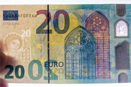 اسکناس ۲۰ یورویی بین فرانسه و لهستان دعوا انداخت